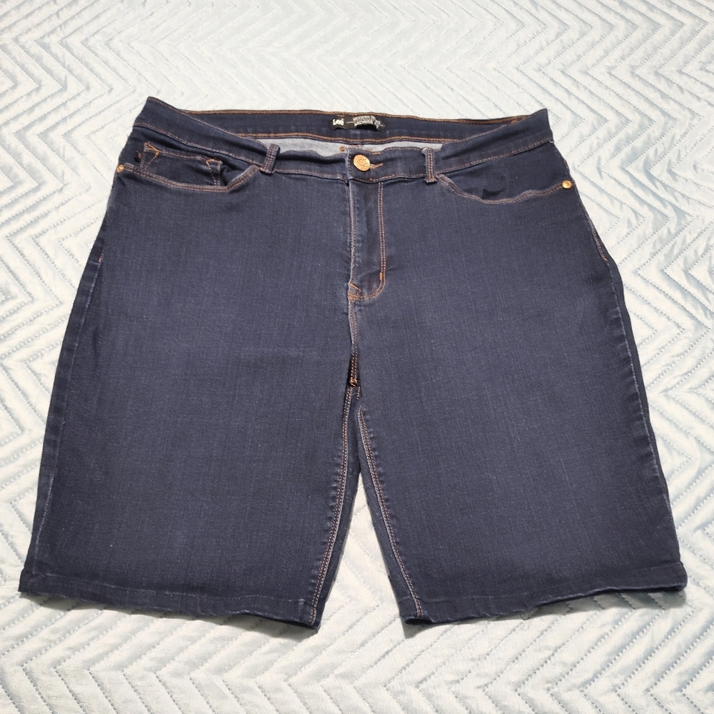 Lee Modern Series Midrise Fit Denim Shorts